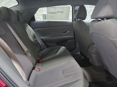 New 2026 Hyundai Elantra SE image 11