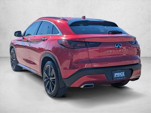 Used 2024 INFINITI QX55 Essential image 3