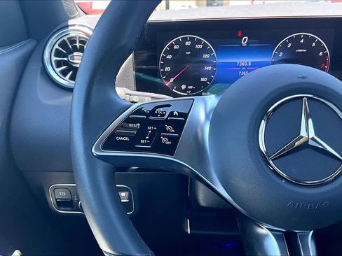 Certified 2025 Mercedes-Benz GLA 250 image 24