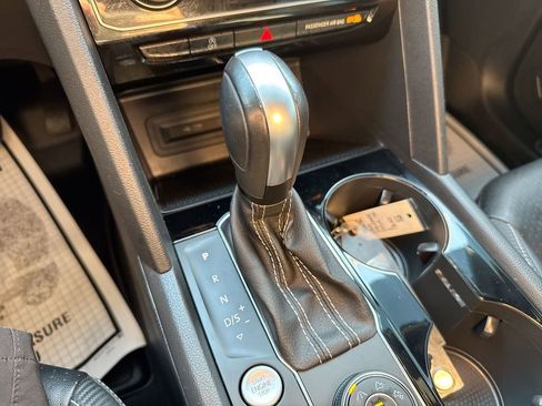 Used 2023 Volkswagen Atlas Cross Sport SEL image 22