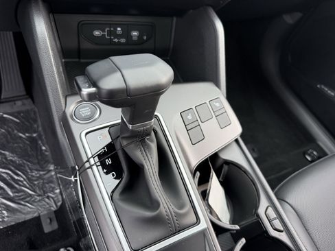 New 2026 Kia Sportage SX image 10