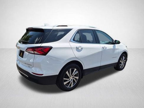 Used 2024 Chevrolet Equinox Premier AWD/4WD image 10