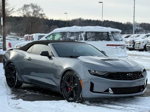 Used 2022 Chevrolet Camaro LT w/ RS Package image 37