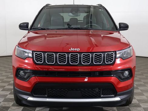 Used 2025 Jeep Compass Limited AWD/4WD image 11