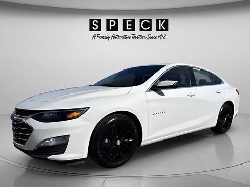 Used 2024 Chevrolet Malibu LT FWD image 1