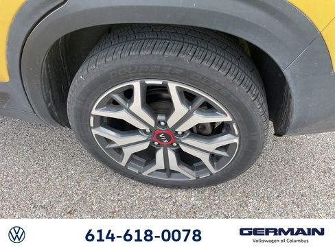 Used 2021 Kia Seltos SX image 18