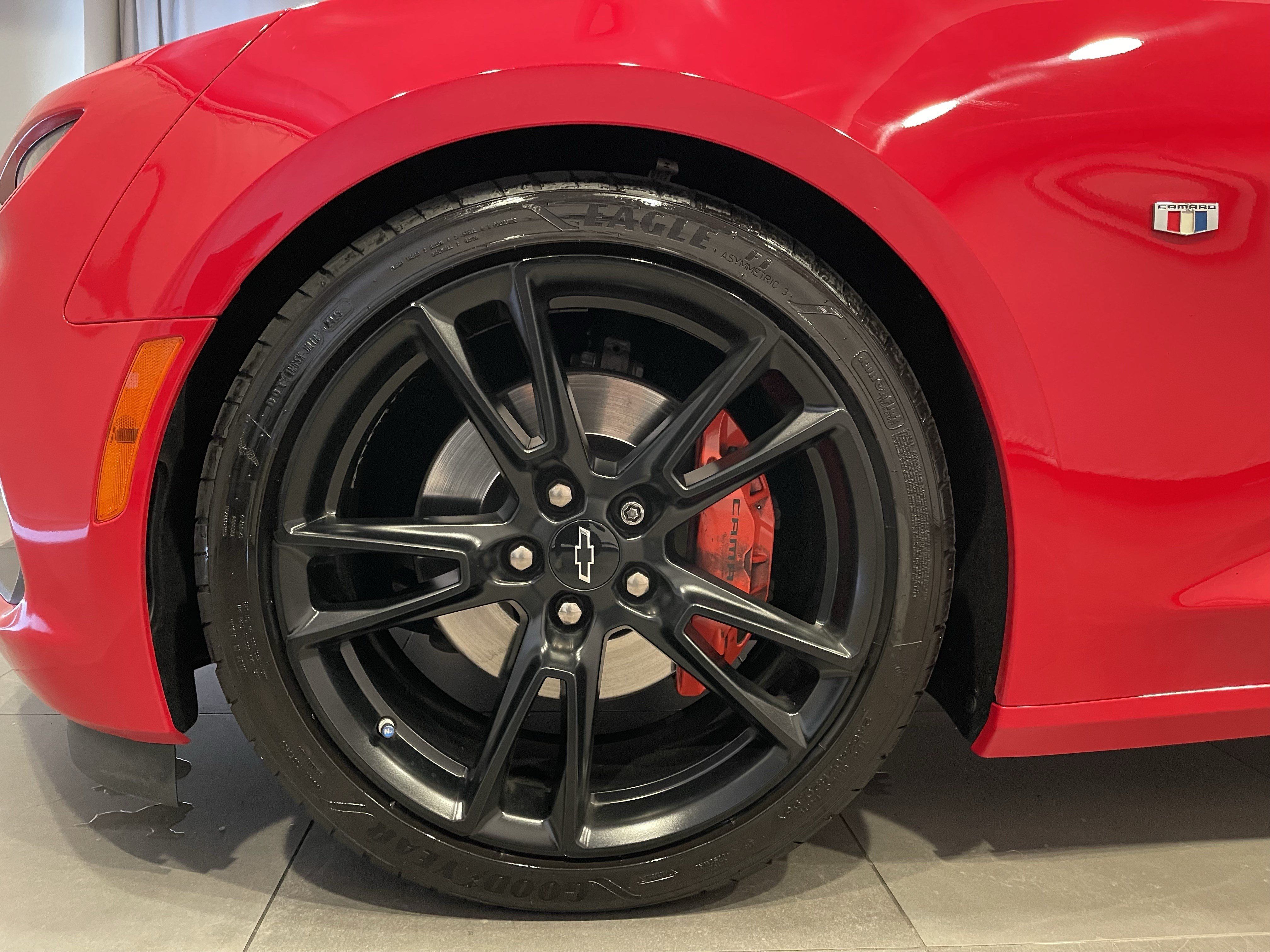 Used 2023 Chevrolet Camaro SS RWD image 7