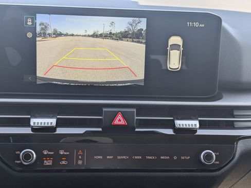New 2026 Kia Sportage LX FWD image 26