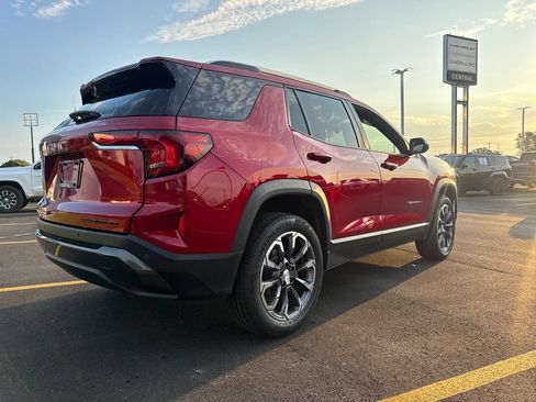 Used 2025 GMC Terrain Elevation w/ Elevation Premium Package AWD/4WD image 7