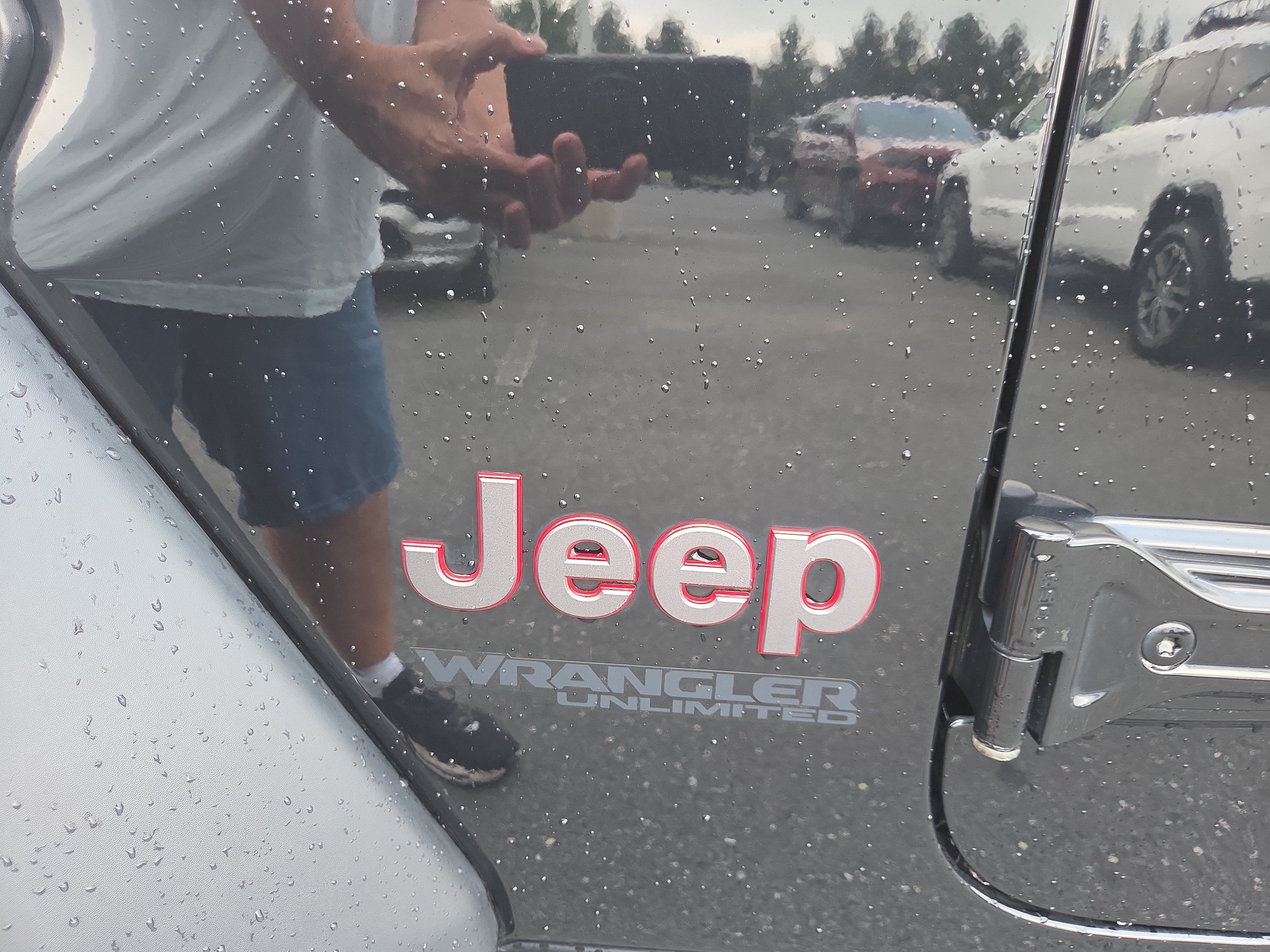Used 2021 Jeep Wrangler Unlimited Rubicon w/ LED Lighting Group AWD/4WD image 24