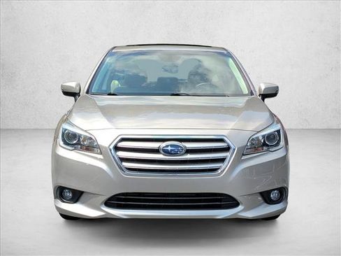 Used 2017 Subaru Legacy 2.5i Limited AWD/4WD image 2
