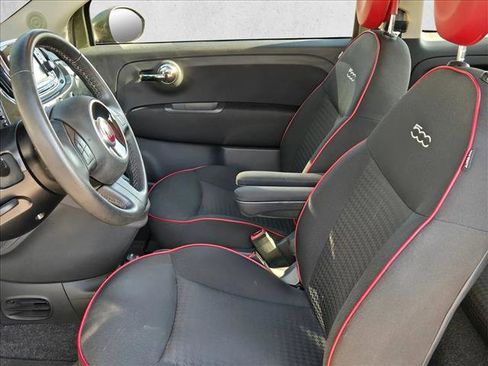 Used 2017 FIAT 500 Pop image 18