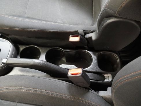 Used 2017 Chevrolet Trax LS w/ Fleet Convenience Package image 22