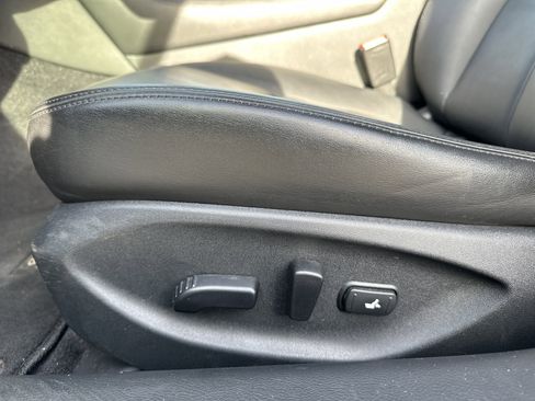 Used 2018 INFINITI Q50 Luxe w/ Essential Package (2.0T Luxe) image 26