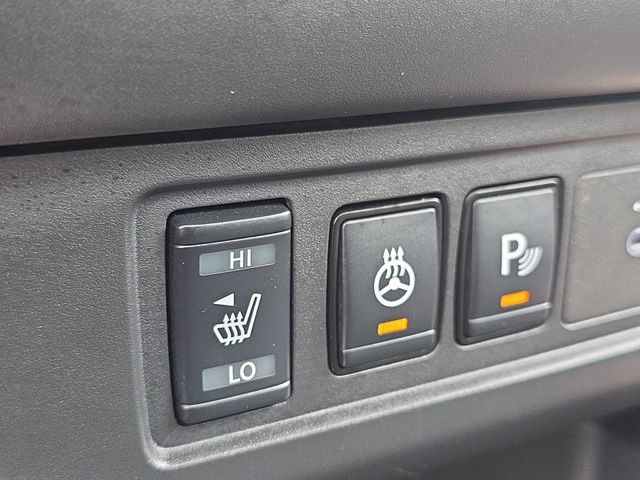 Certified 2025 Nissan Frontier PRO-4X w/ Pro Premium Package AWD/4WD image 34