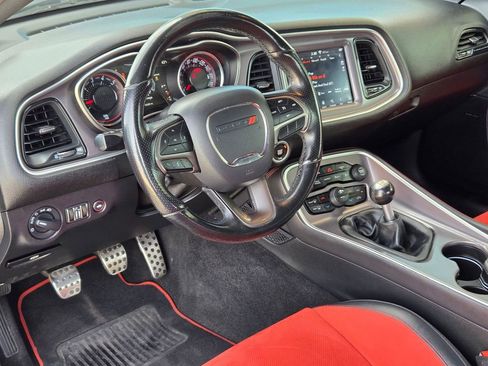 Used 2019 Dodge Challenger R/T Scat Pack image 10