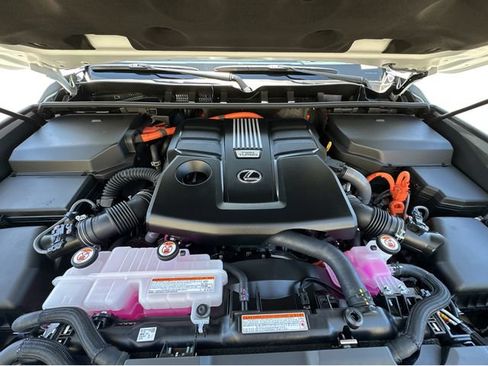 New 2026 Lexus LX 700h Luxury AWD/4WD image 45