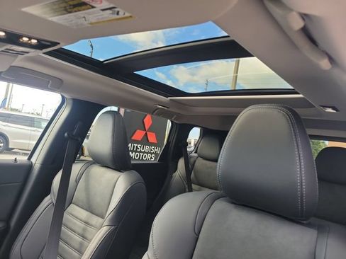New 2026 Mitsubishi Outlander SE FWD image 19