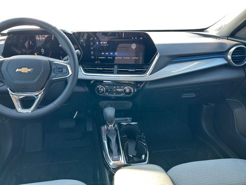 New 2026 Chevrolet Trax LT w/ Driver Confidence Package FWD image 15