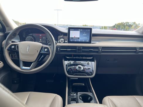 Used 2021 Lincoln Corsair FWD w/ Equipment Group 101A image 28