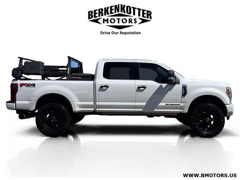 Used 2018 Ford F250 Platinum w/ Platinum Ultimate Package image 2