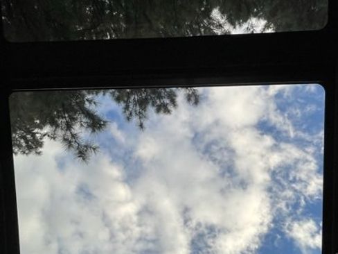 Used 2021 Land Rover Range Rover Velar R-Dynamic S image 23