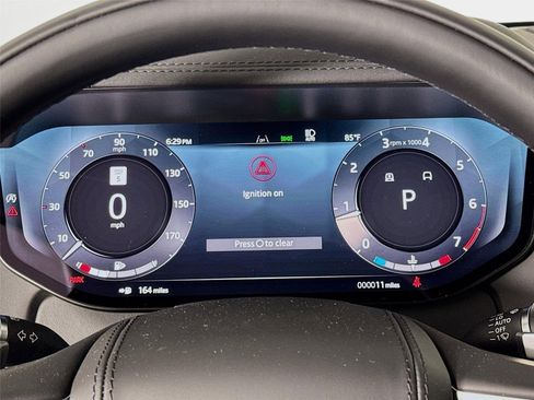 New 2026 Land Rover Range Rover Long Wheelbase SE AWD/4WD image 13