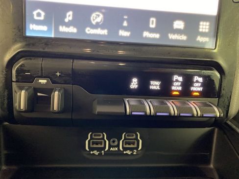 Used 2023 RAM 1500 Laramie image 5