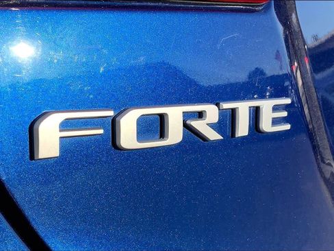 Used 2024 Kia Forte LXS image 29