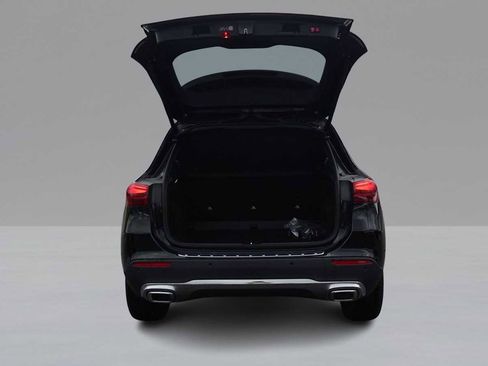 Used 2026 Mercedes-Benz GLA 250 4MATIC image 10