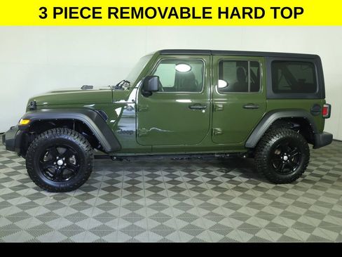 Used 2022 Jeep Wrangler Unlimited Sport AWD/4WD image 5