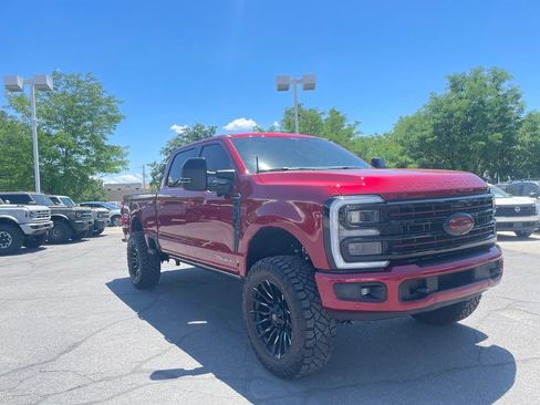 New 2026 Ford F350 Platinum w/ Tremor Off-Road Package AWD/4WD image 3