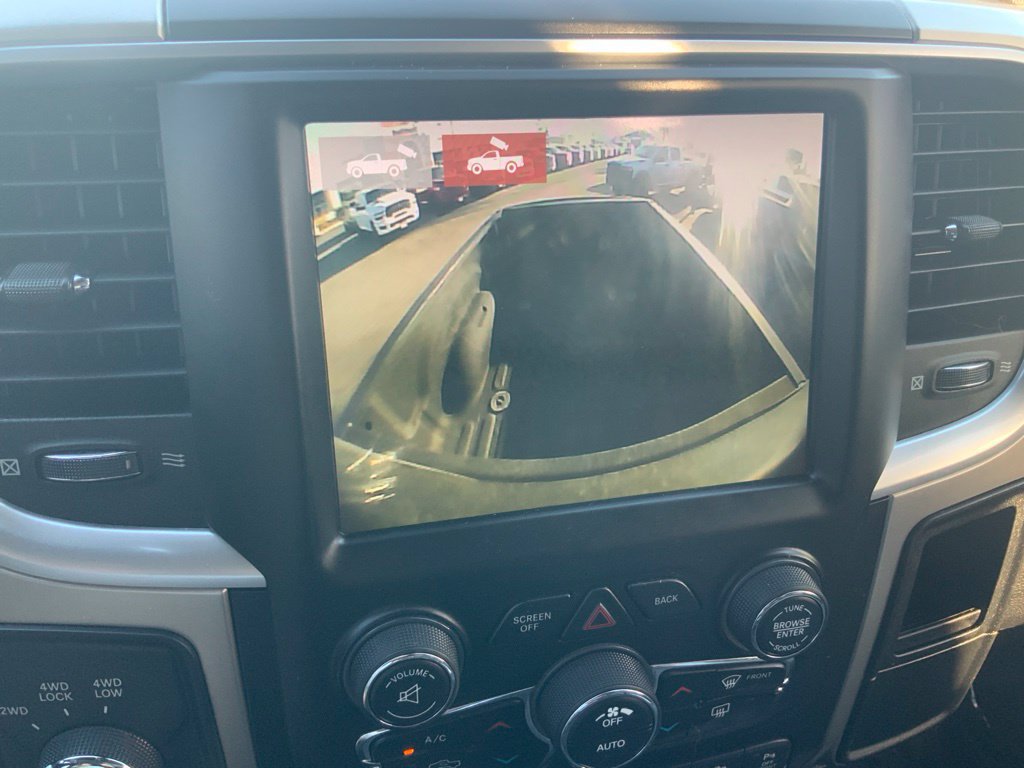 Used 2018 RAM 2500 SLT w/ Luxury Group AWD/4WD image 26