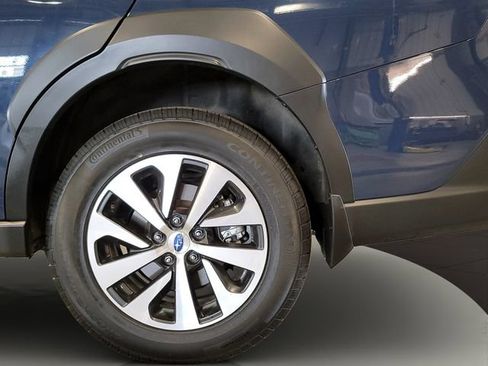 Used 2024 Subaru Outback Premium w/ Popular Package #1A AWD/4WD image 30