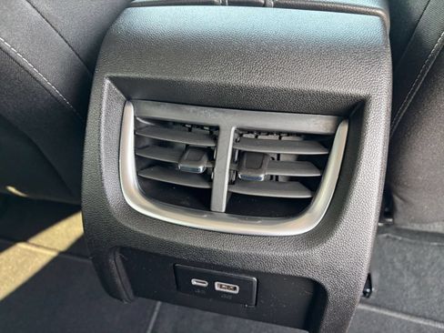 Used 2026 Chevrolet Blazer LT FWD image 19