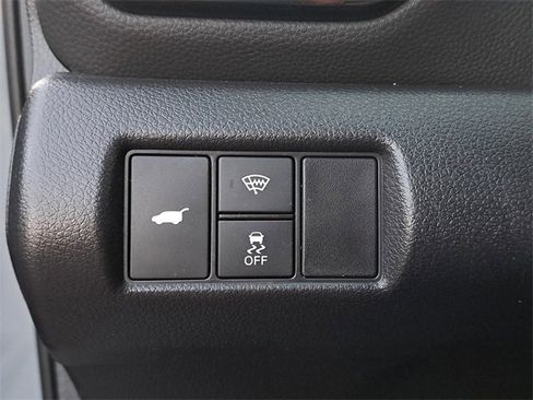 Certified 2025 Honda Pilot Black Edition image 23