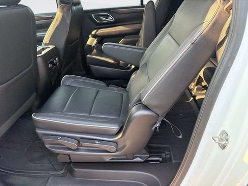 Used 2023 Chevrolet Suburban Premier RWD image 14