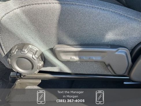 New 2025 Jeep Gladiator Sport image 13