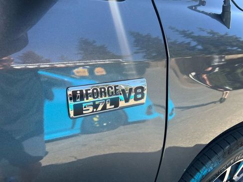 Used 2019 Toyota Tundra SR5 w/ TRD Off Road Package image 5