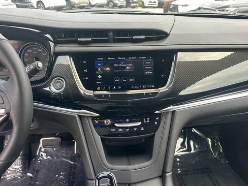 Used 2025 Cadillac XT6 Sport w/ LPO, Red Accent Package AWD/4WD image 24