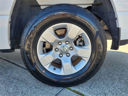 Used 2023 RAM 1500 Big Horn image 5