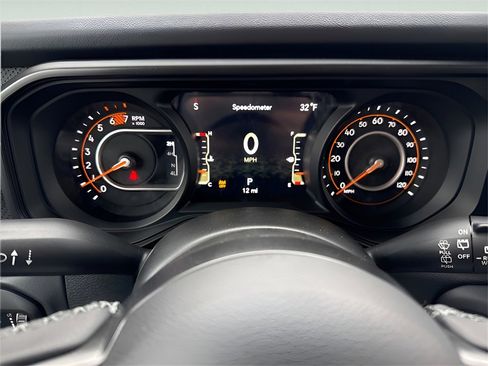 New 2026 Jeep Wrangler Unlimited Rubicon w/ Safety Group image 25