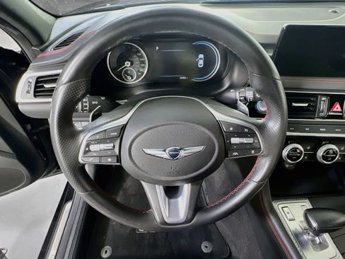 Used 2023 Genesis G70 2.0T w/ Sport Prestige Package AWD/4WD image 11