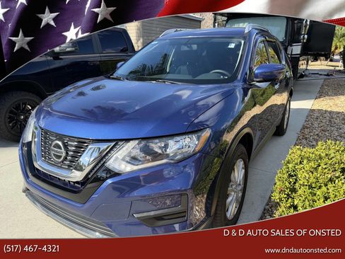 Used 2018 Nissan Rogue SV w/ Premium Package image 1