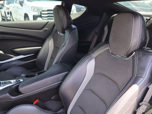 Used 2023 Chevrolet Camaro SS RWD image 16