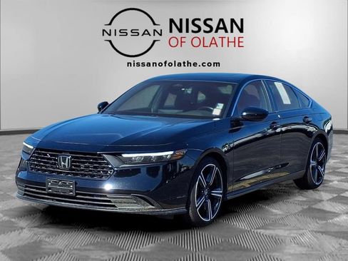 Used 2024 Honda Accord Sport image 1