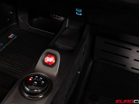 Used 2022 Ford GT RWD image 39