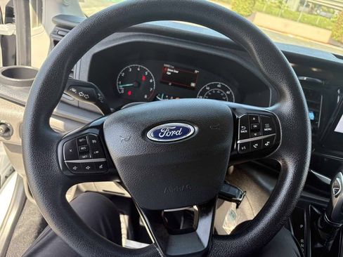 Used 2025 Ford Transit 350 XLT RWD image 36