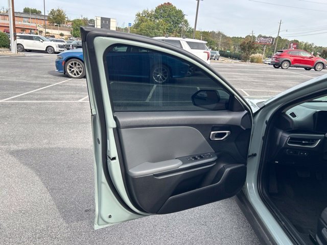 Used 2025 Kia K4 FWD image 11
