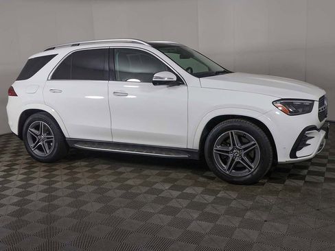 Used 2024 Mercedes-Benz GLE 450 4MATIC w/ AMG Line Exterior image 21